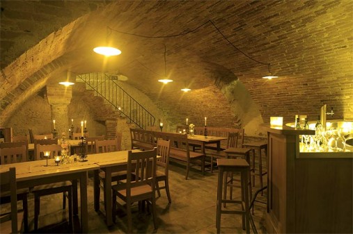 53_Klosterkeller05L